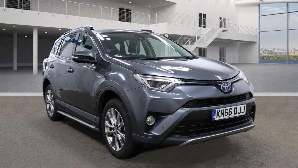Used Toyota RAV4 2016 for sale - 76158605: Photo 1