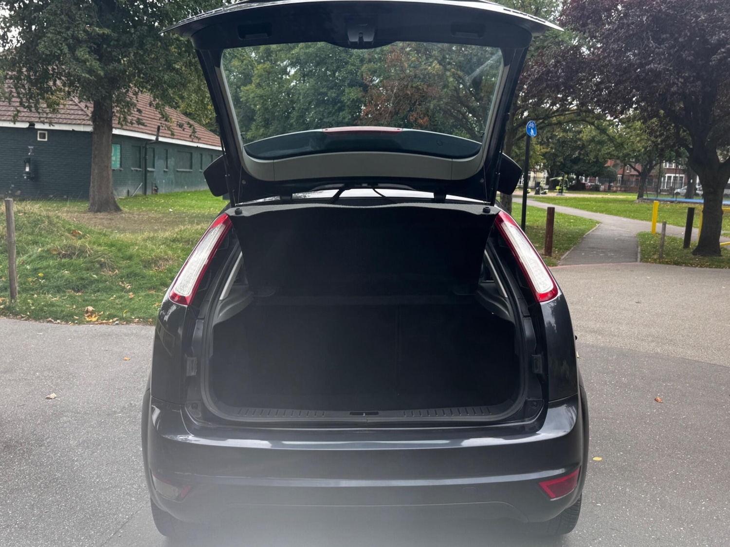 Used Ford Focus for sale - 76997574: Photo 26