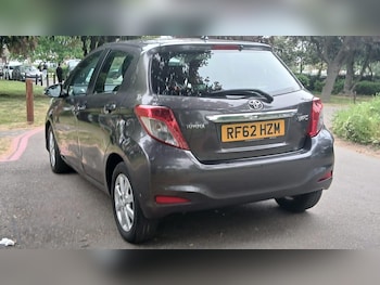 Used Toyota Yaris 2013 for sale - 78471806: Photo