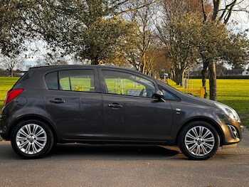 Used Vauxhall Corsa 2013 for sale - 77155597: Photo