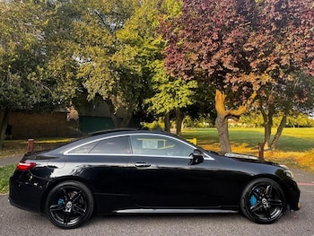 Used Mercedes-Benz E Class 2017 for sale - 77254650: Photo