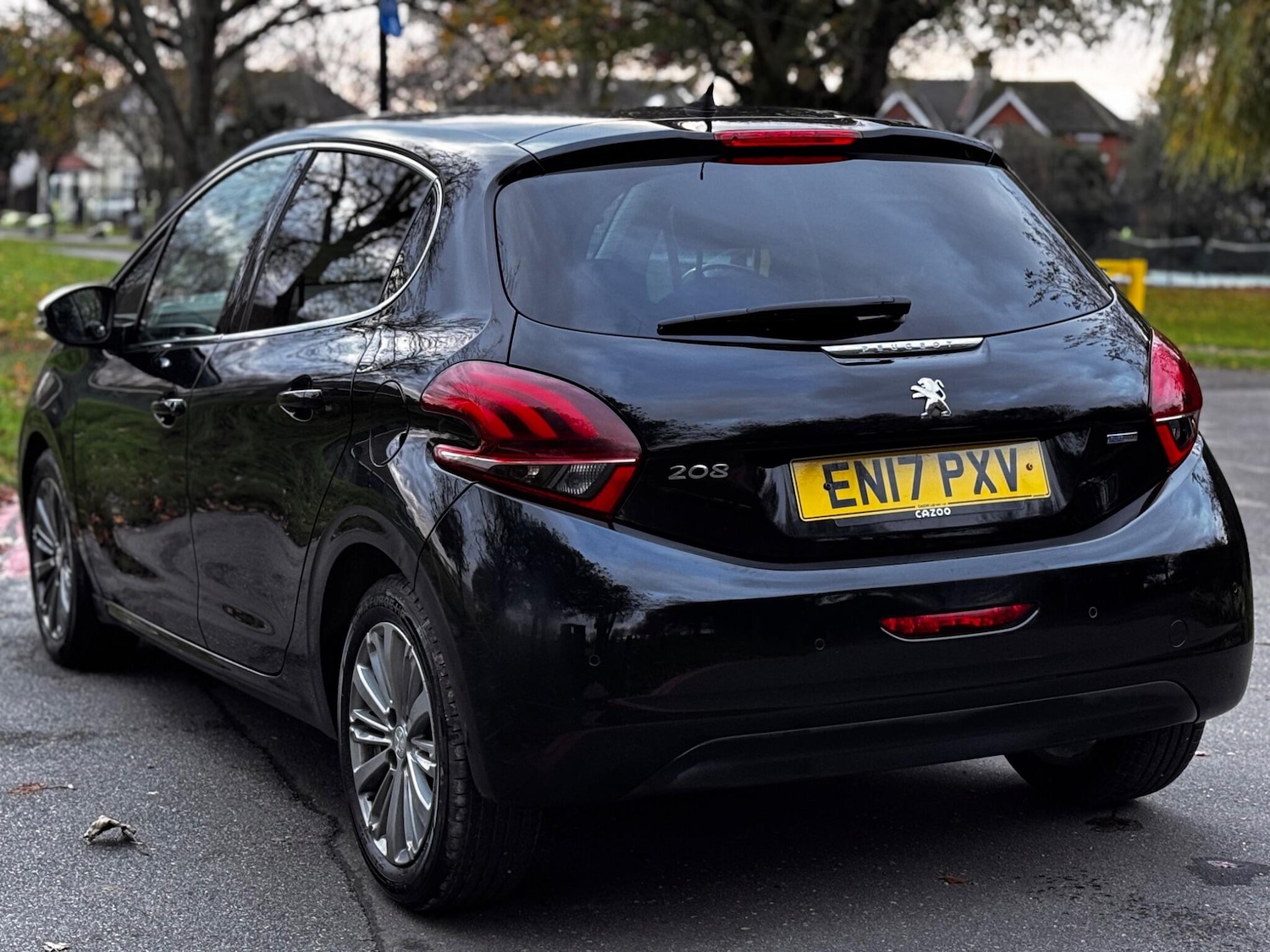 Used Peugeot 208 2017 for sale - 76633496: Photo 10