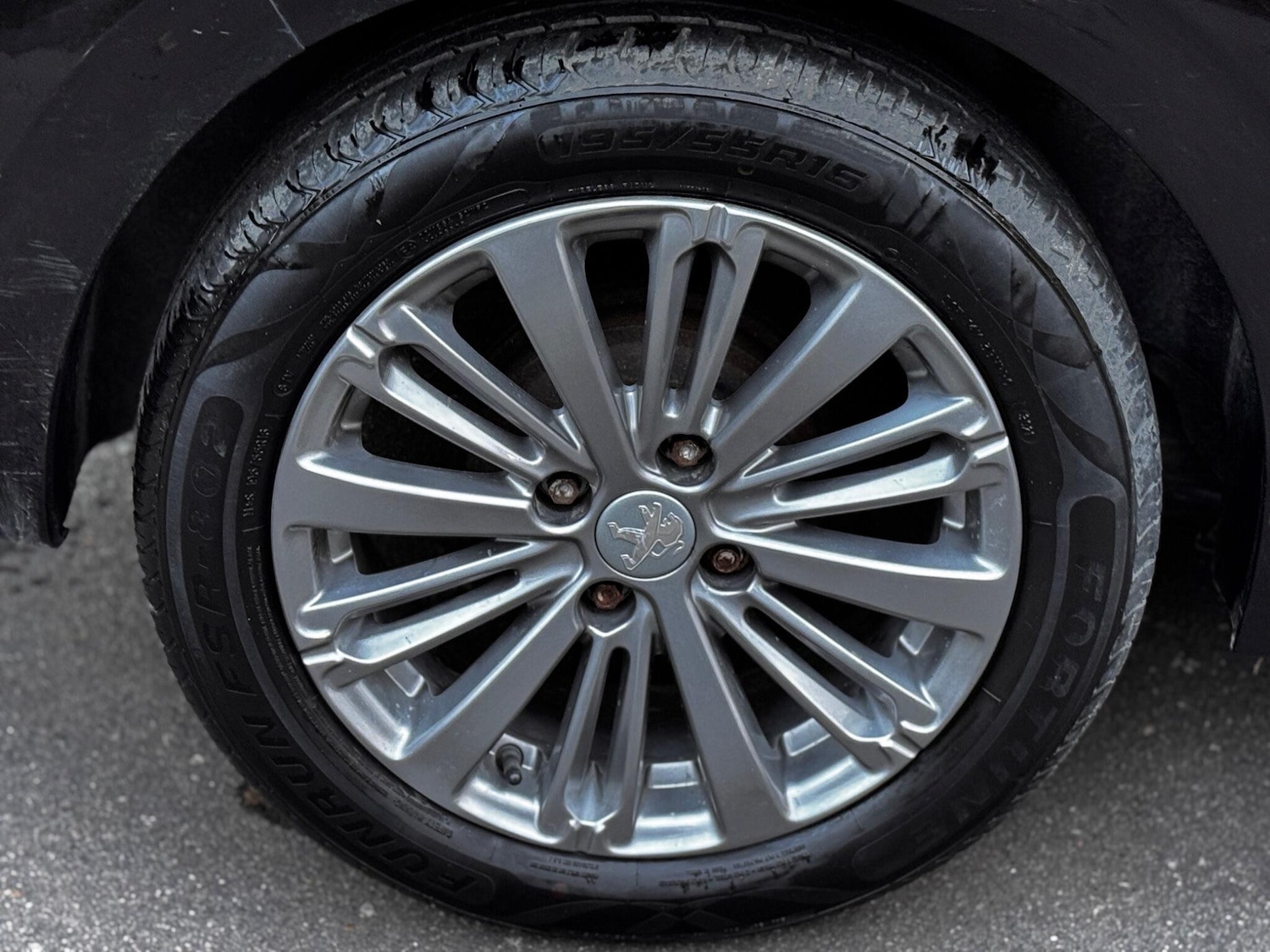 Used Peugeot 208 2017 for sale - 76633496: Photo 30