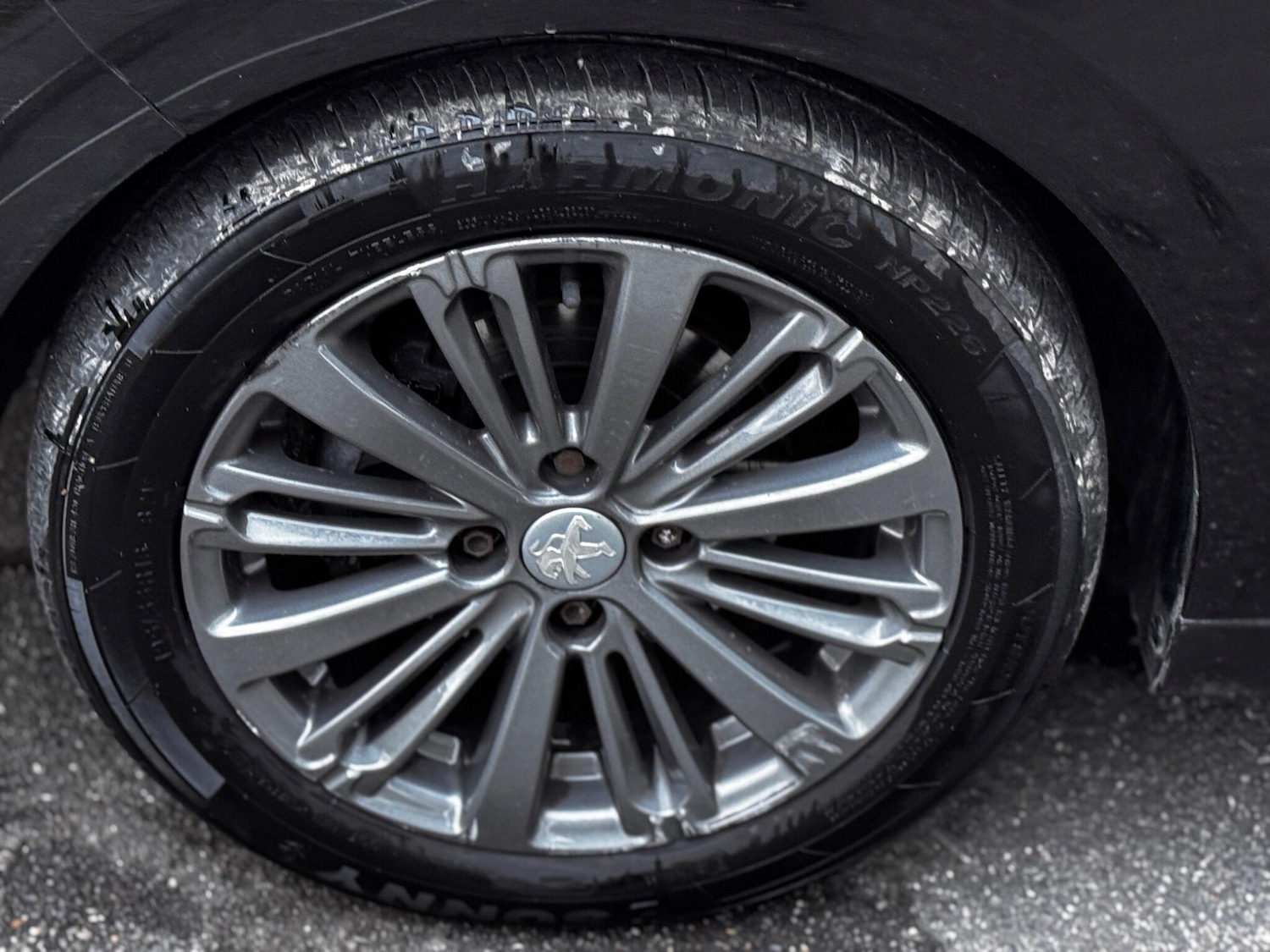 Used Peugeot 208 2017 for sale - 76633496: Photo 32