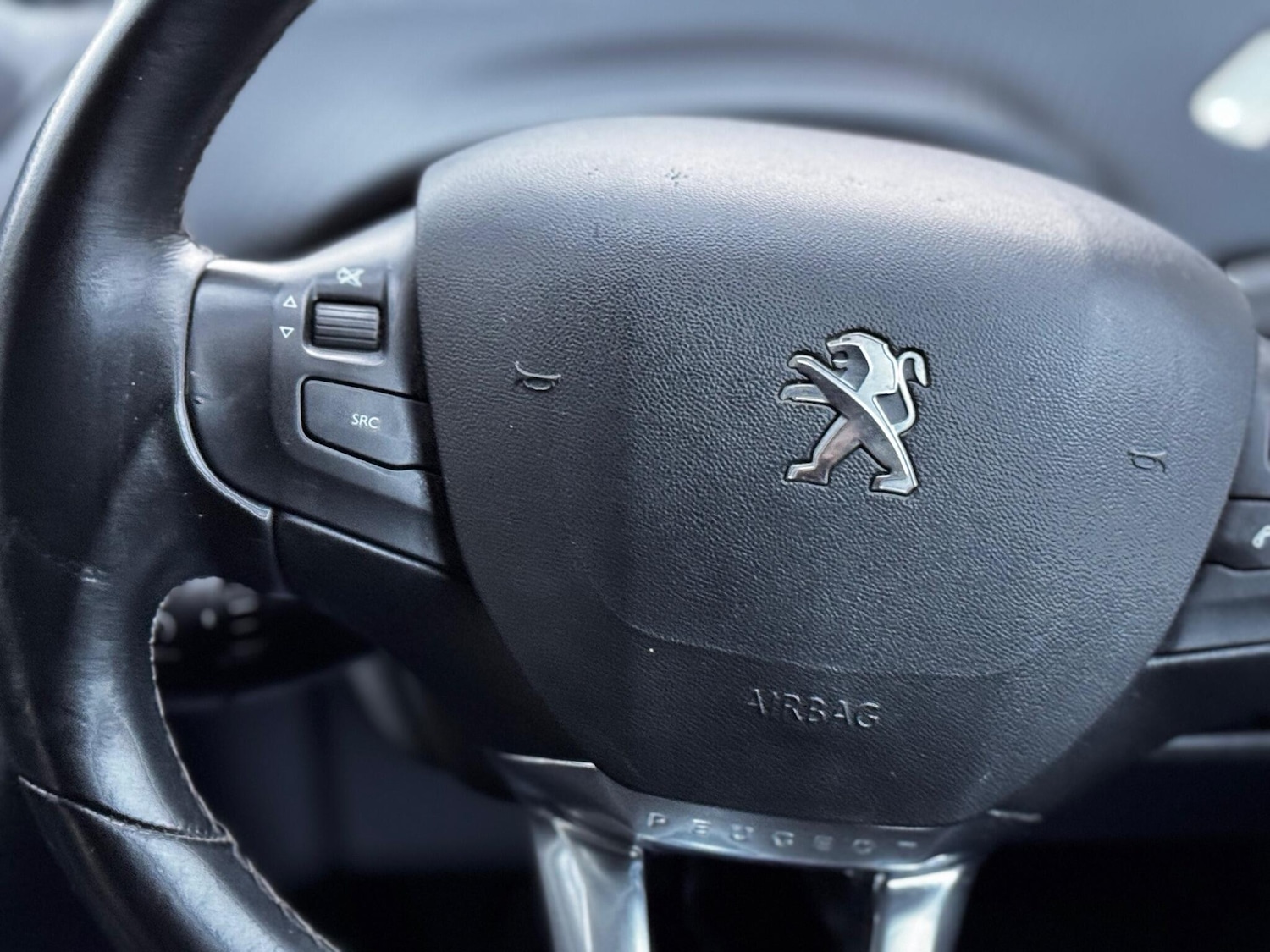 Used Peugeot 208 2017 for sale - 76633496: Photo 46