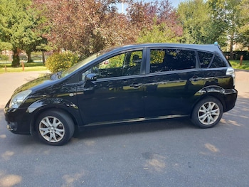 Used Toyota Corolla Verso 2008 for sale - 79158730: Photo