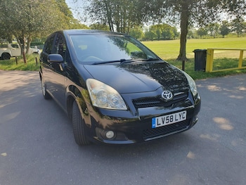 Used Toyota Corolla Verso 2008 for sale - 79158730: Photo
