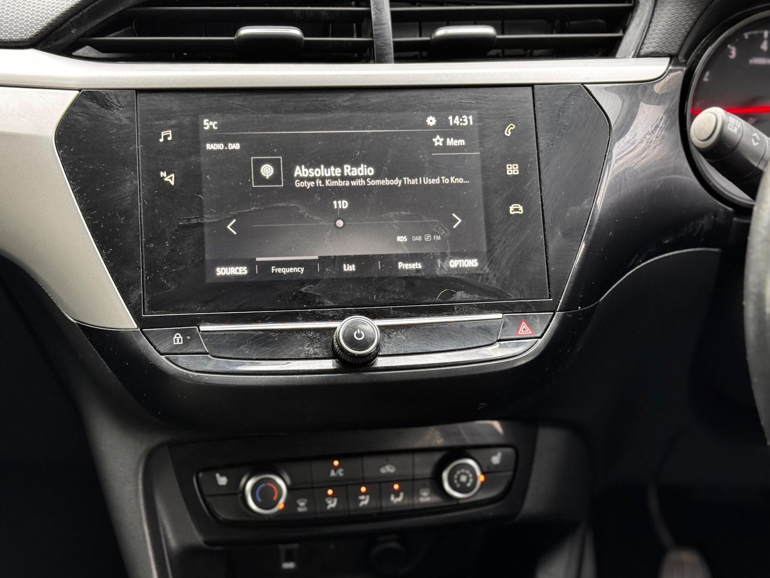 Used Vauxhall Corsa for sale - 76632808: Photo 31