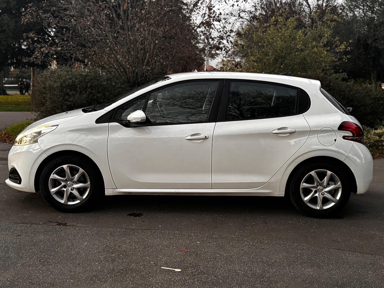 Used Peugeot 208 2018 for sale - 76701639: Photo 12