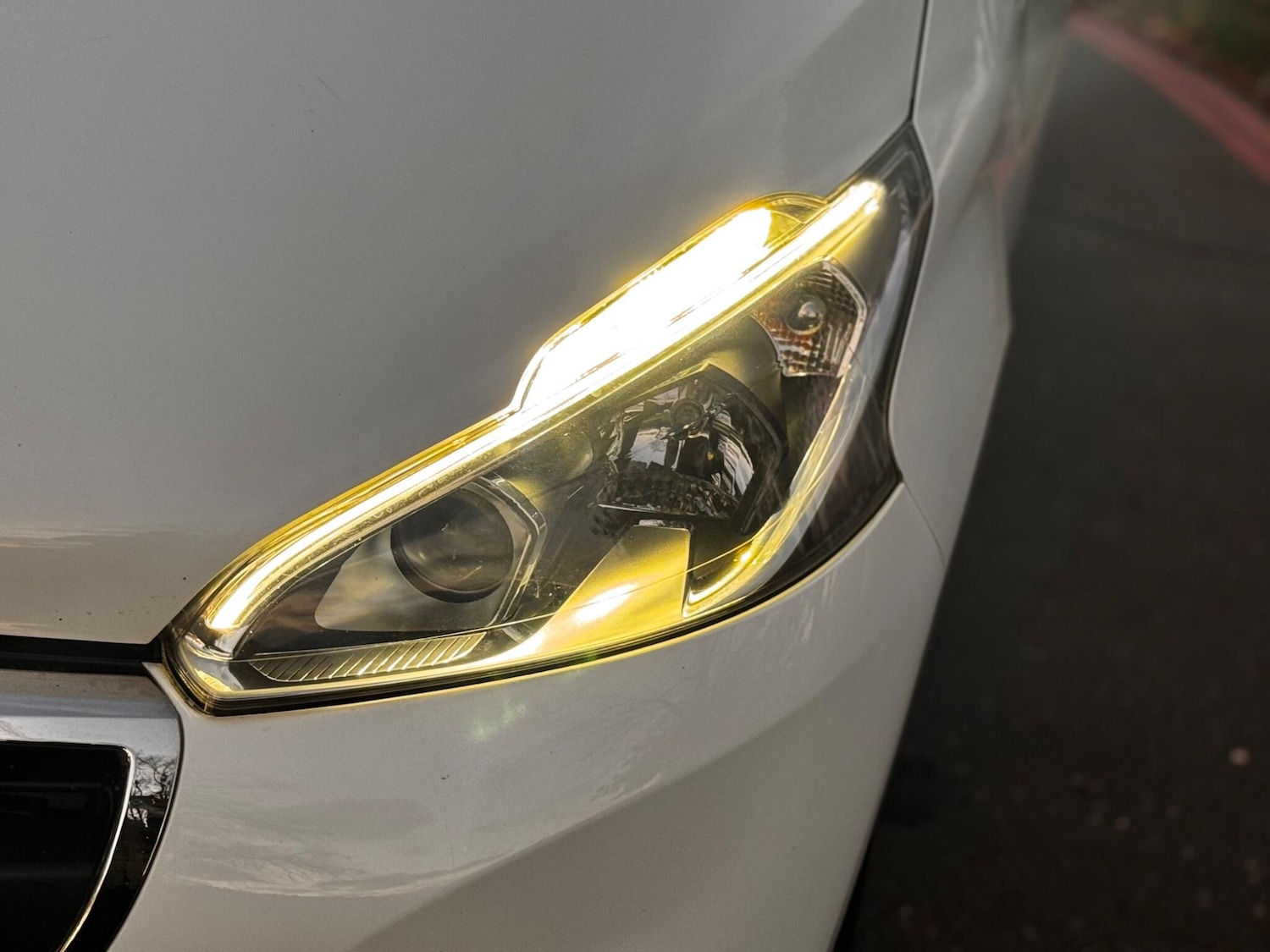 Used Peugeot 208 2018 for sale - 76701639: Photo 18