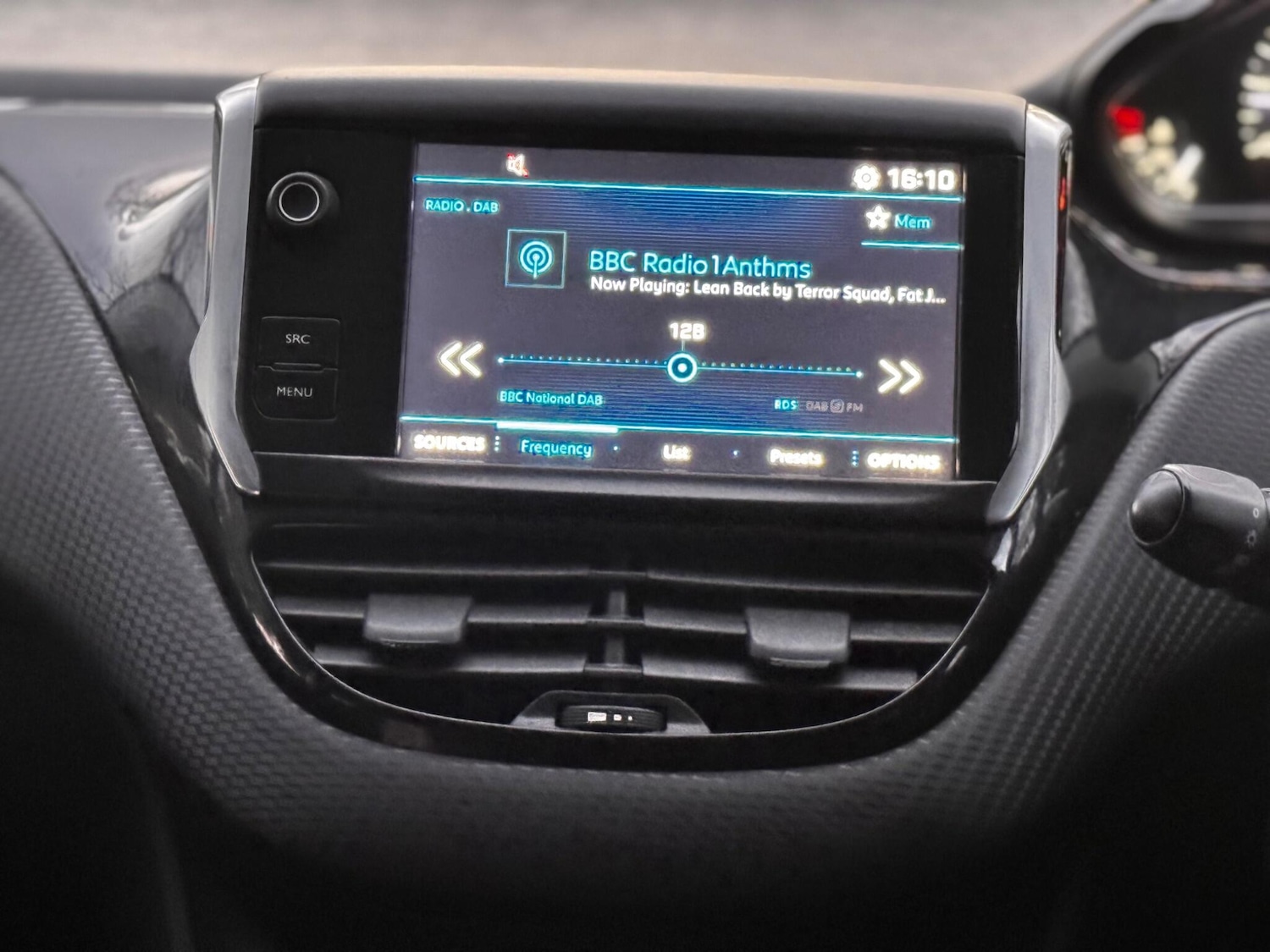 Used Peugeot 208 2018 for sale - 76701639: Photo 31