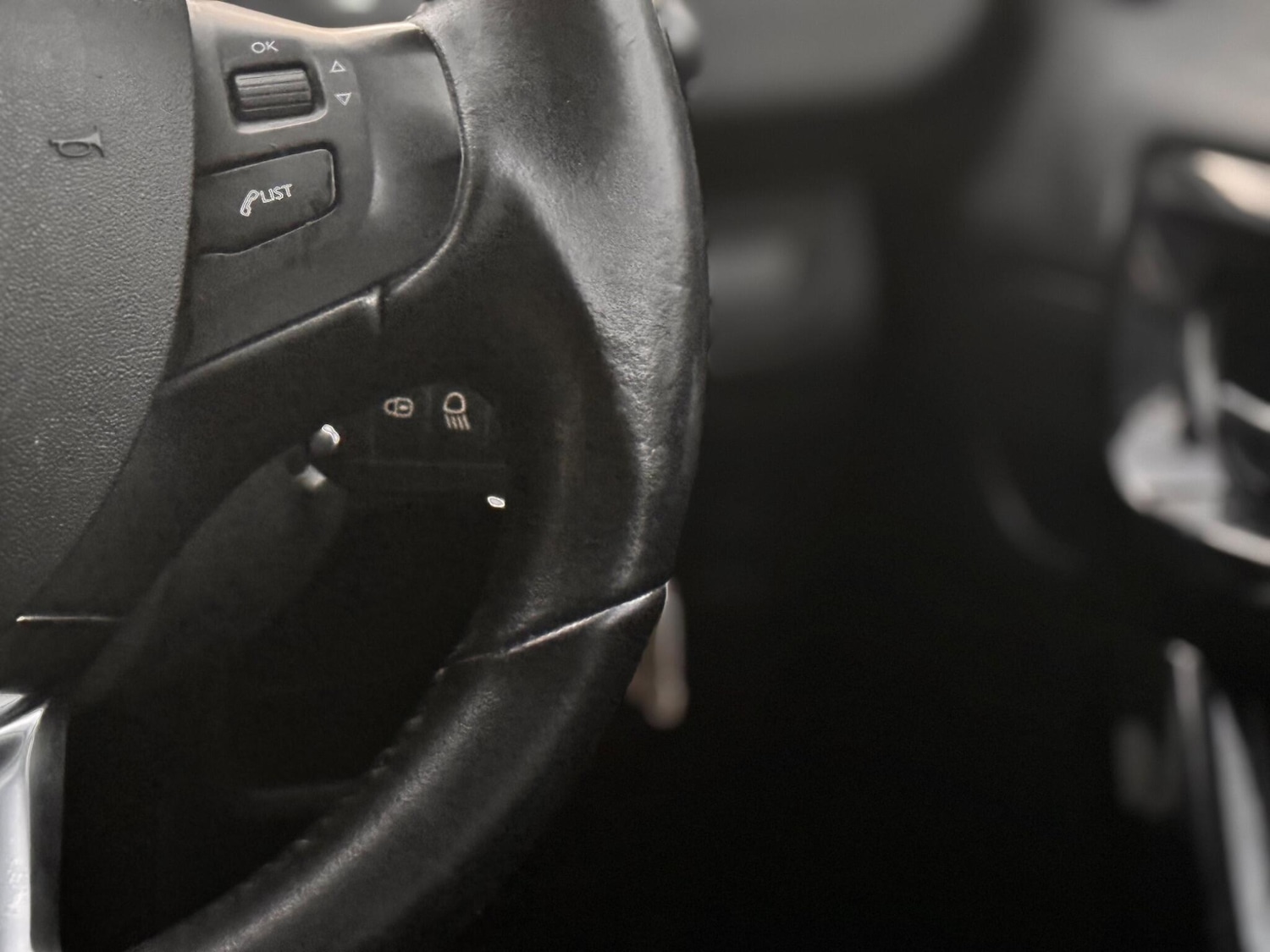 Used Peugeot 208 2018 for sale - 76701639: Photo 33