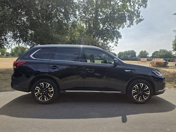 Used Mitsubishi Outlander 2016 for sale - 79317048: Photo
