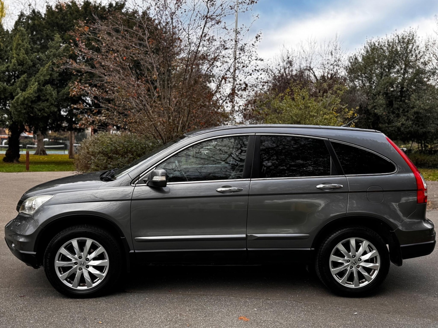 Used Honda CR-V 2010 for sale - 76632726: Photo 11