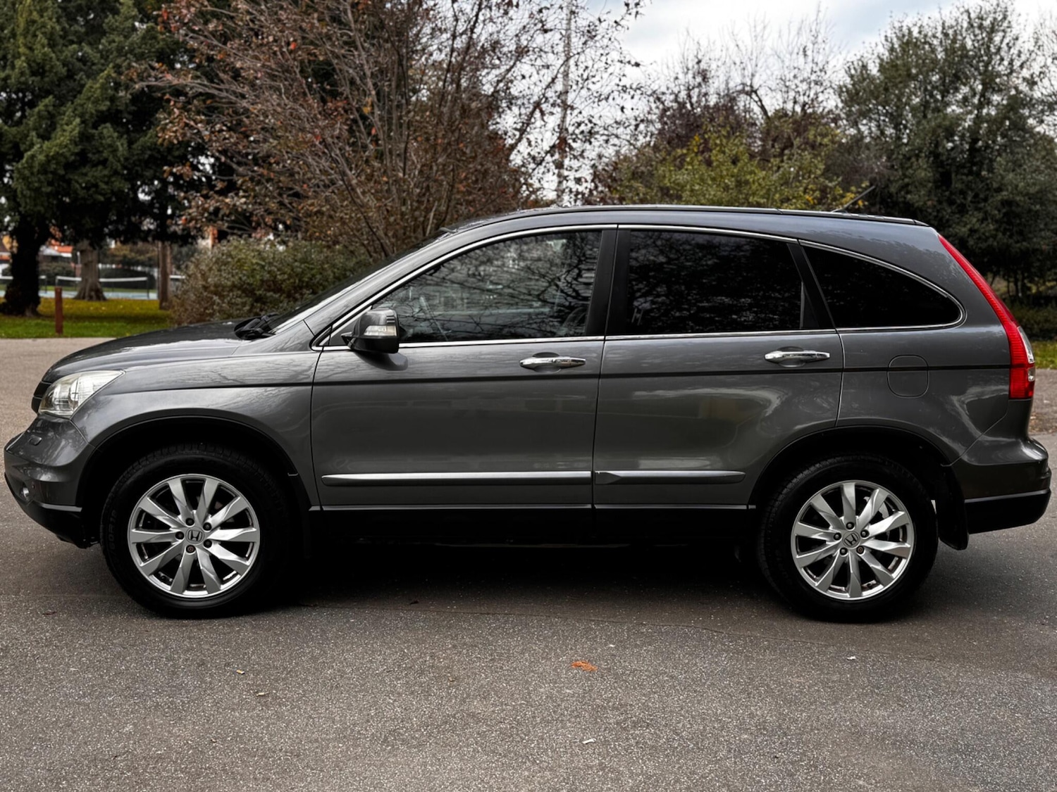 Used Honda CR-V 2010 for sale - 76632726: Photo 12