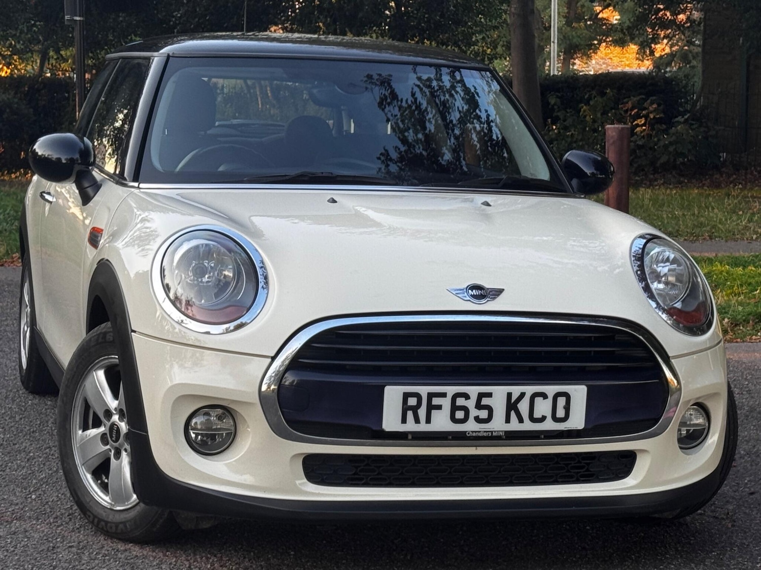 Used MINI Hatch 2015 for sale - 76990464: Photo 1