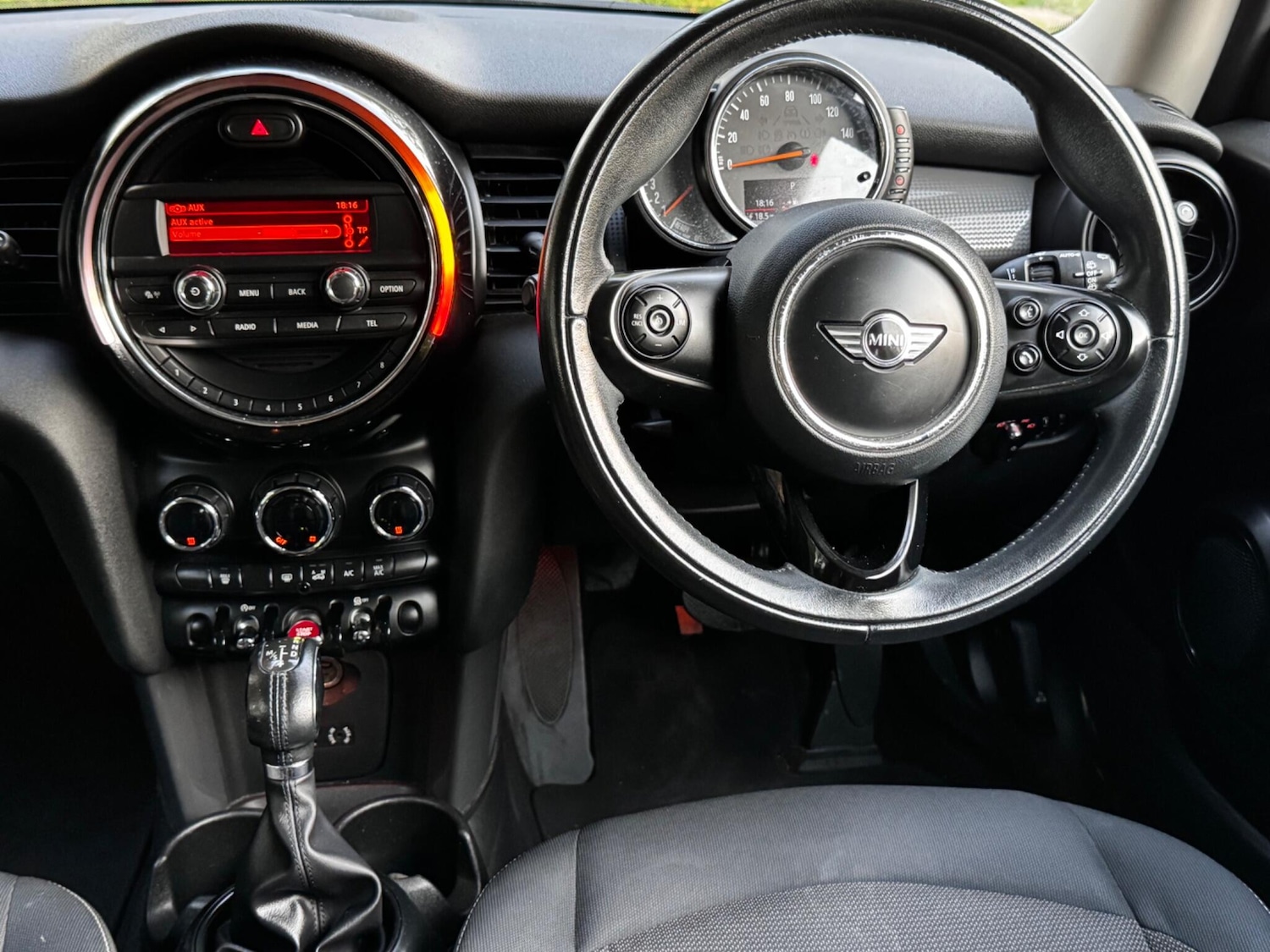 Used MINI Hatch 2015 for sale - 76990464: Photo 28