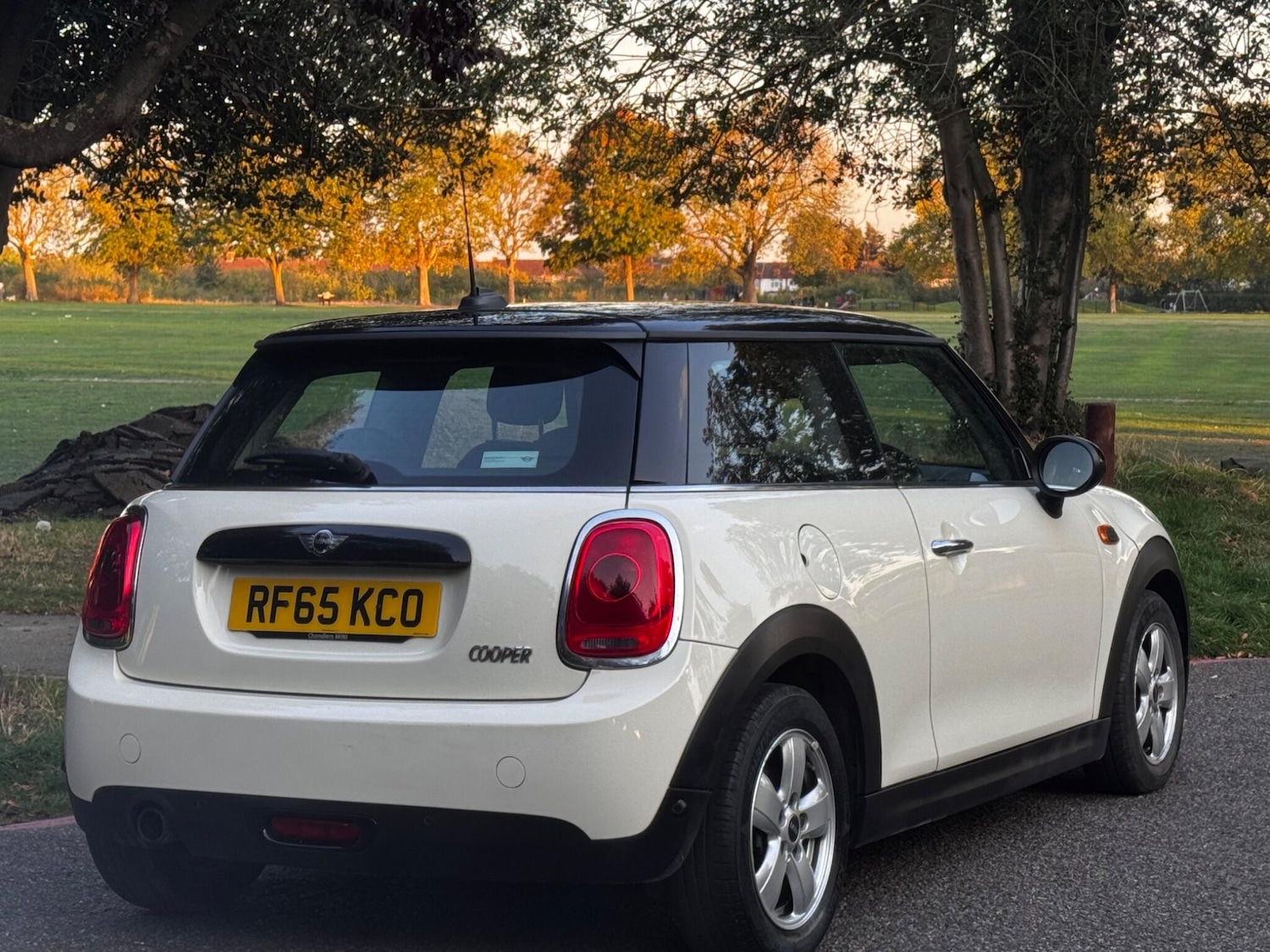 Used MINI Hatch 2015 for sale - 76990464: Photo 3