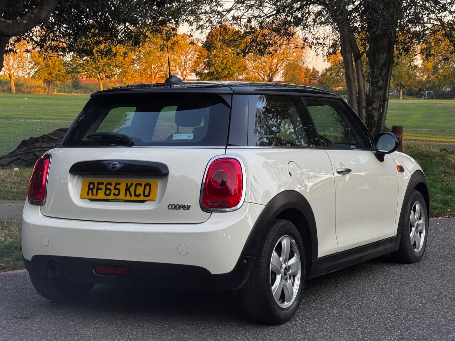 Used MINI Hatch 2015 for sale - 76990464: Photo 40