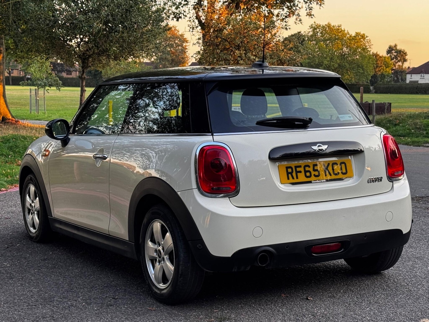 Used MINI Hatch 2015 for sale - 76990464: Photo 5