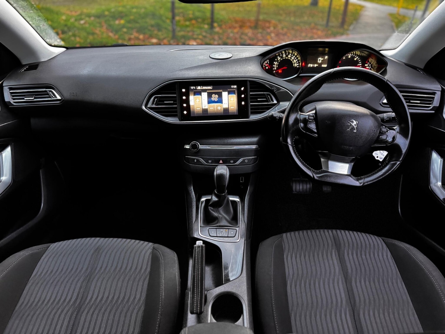 Used Peugeot 308 2016 for sale - 76398002: Photo 37