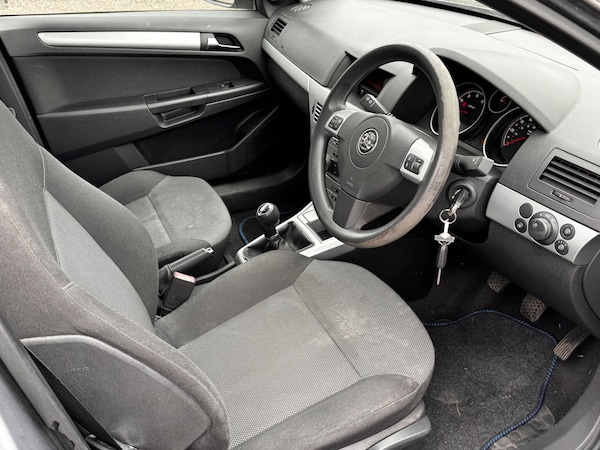 Used Vauxhall Astra 2009 for sale - 76246657: Photo 15