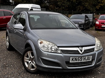 2009 (59) - 1.6i 16V Club [115] 5dr