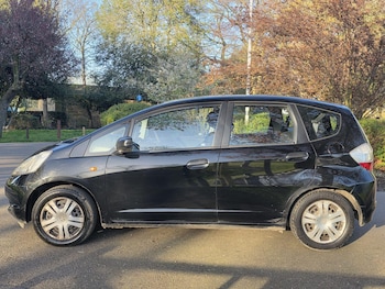 Used Honda Jazz 2009 for sale - 79305432: Photo