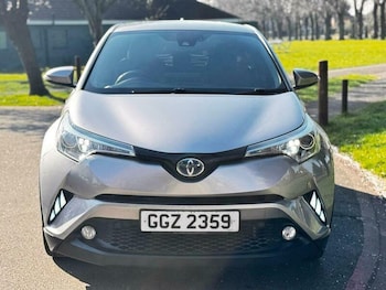 Used Toyota C-HR 2017 for sale - 79213692: Photo
