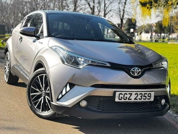 Used Toyota C-HR 2017 for sale - 79213692: Photo