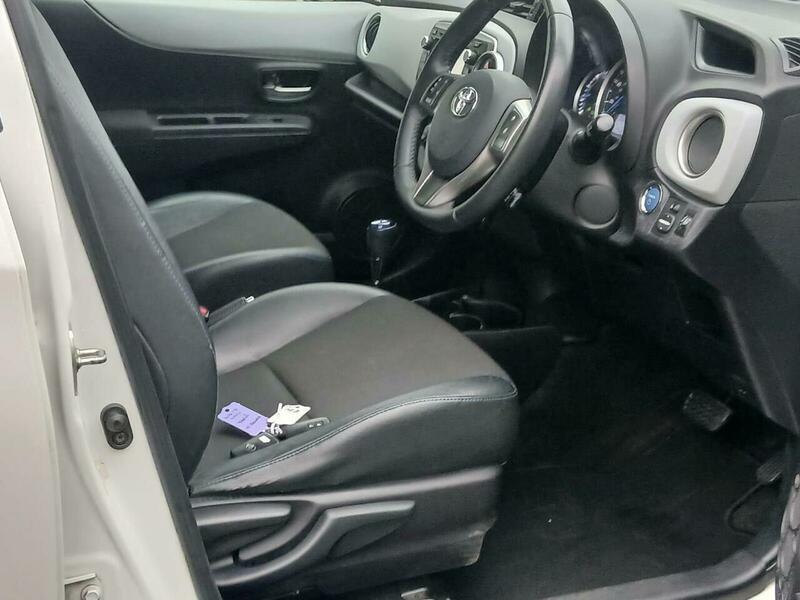 Used Toyota Yaris 2013 for sale - 78047718: Photo 35