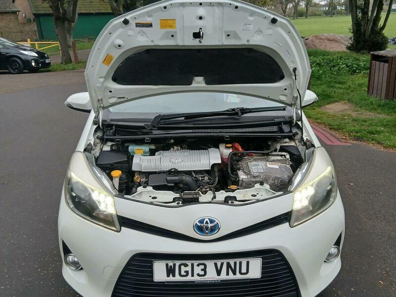 Used Toyota Yaris 2013 for sale - 78047718: Photo 9