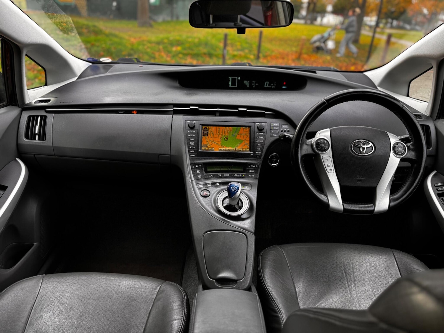 Used Toyota Prius 2010 for sale - 76398844: Photo 17