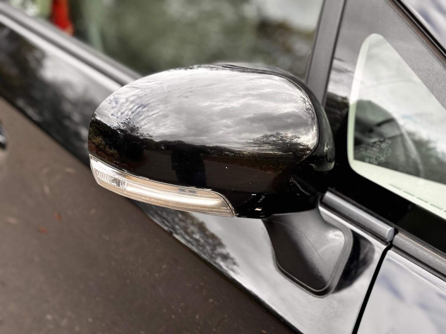 Used Toyota Prius 2010 for sale - 76398844: Photo 35