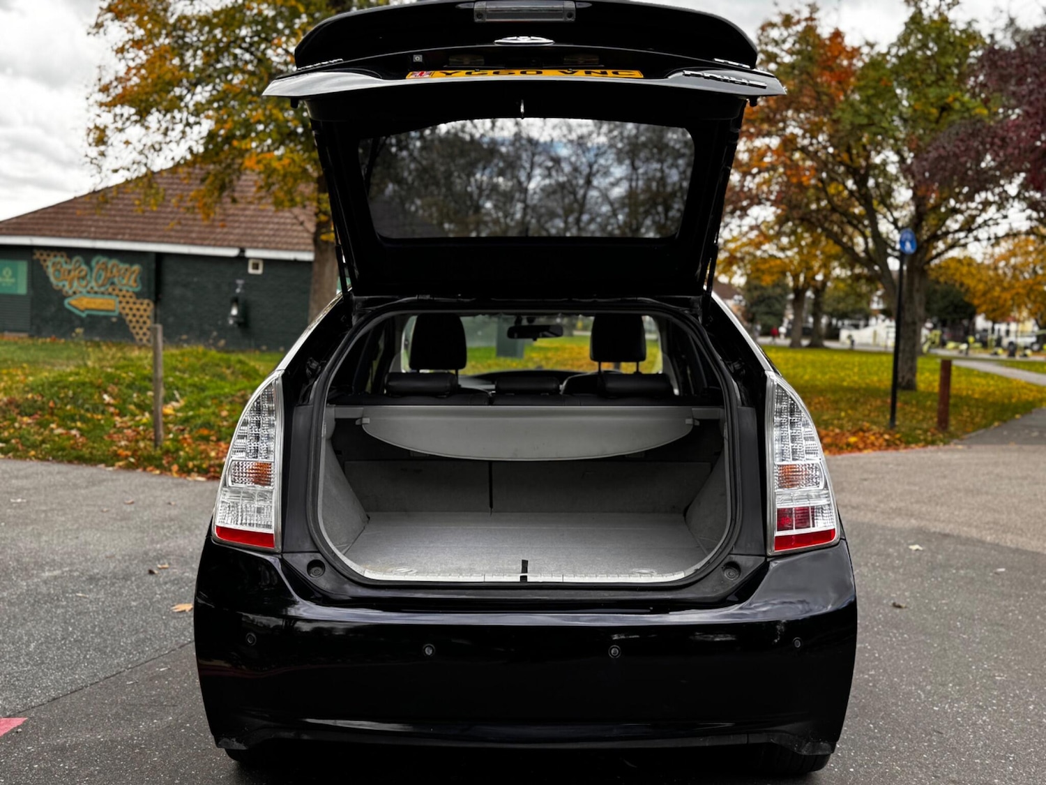 Used Toyota Prius 2010 for sale - 76398844: Photo 37