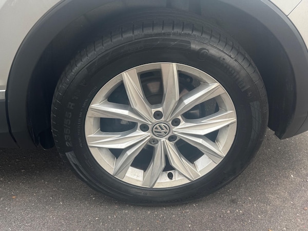 Used Volkswagen Tiguan 2019 for sale - 75578144: Photo 32