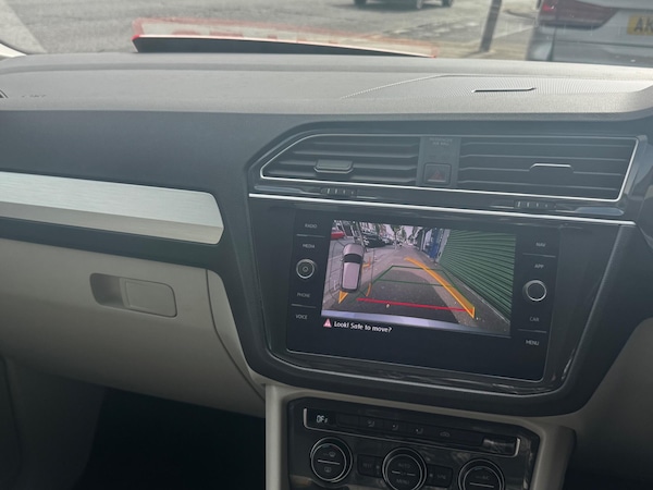 Used Volkswagen Tiguan 2019 for sale - 75578144: Photo 37