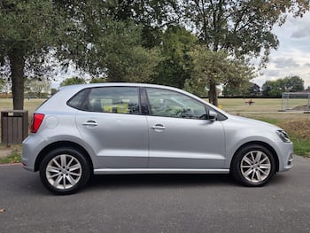 Used Volkswagen Polo 2014 for sale - 79740900: Photo