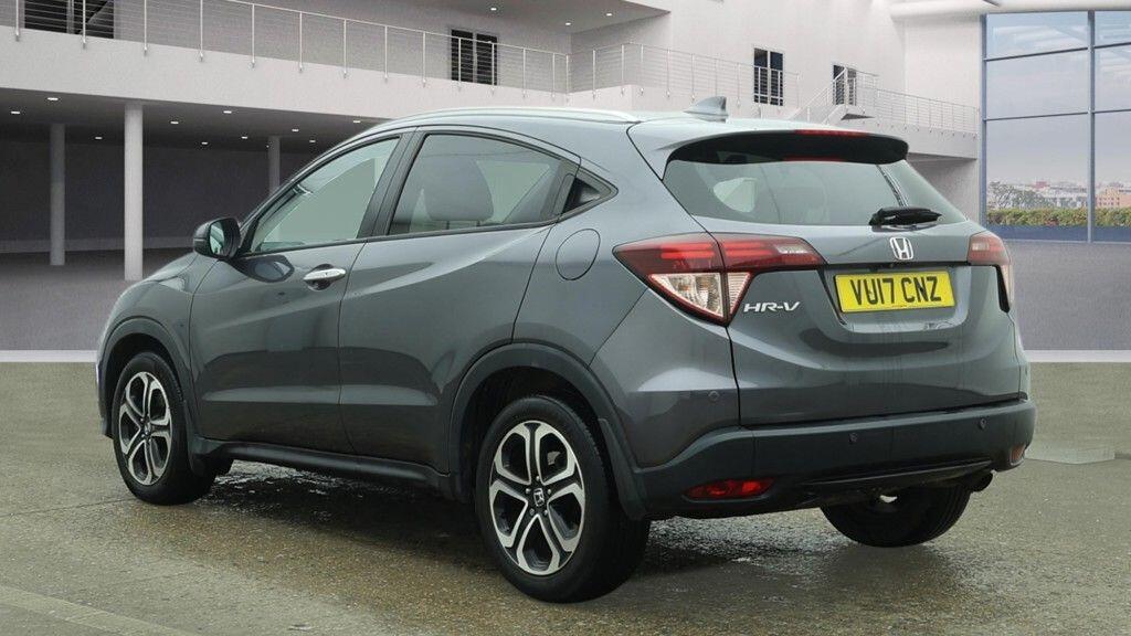 Used Honda HR-V 2017 for sale - 77940728: Photo 3