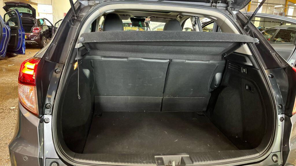 Used Honda HR-V 2017 for sale - 77940728: Photo 7