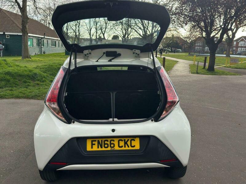 Used Toyota AYGO 2016 for sale - 78072373: Photo 34