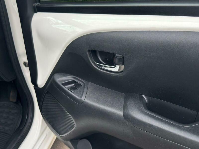 Used Toyota AYGO 2016 for sale - 78072373: Photo 35