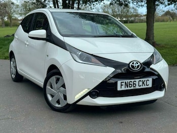 Used Toyota AYGO 2016 for sale - 78072373: Photo