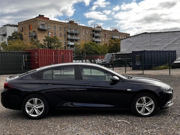 Used Vauxhall Insignia 2019 for sale - 76246743: Photo 2