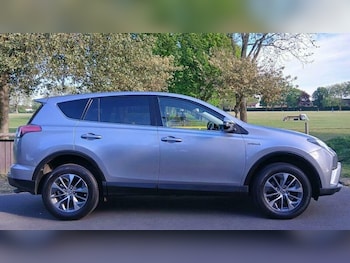 Used Toyota RAV4 2018 for sale - 79213685: Photo