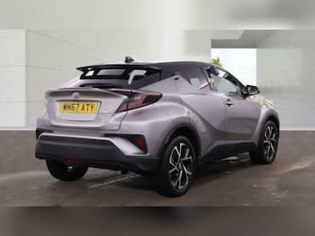 Used Toyota C-HR 2018 for sale - 79645236: Photo