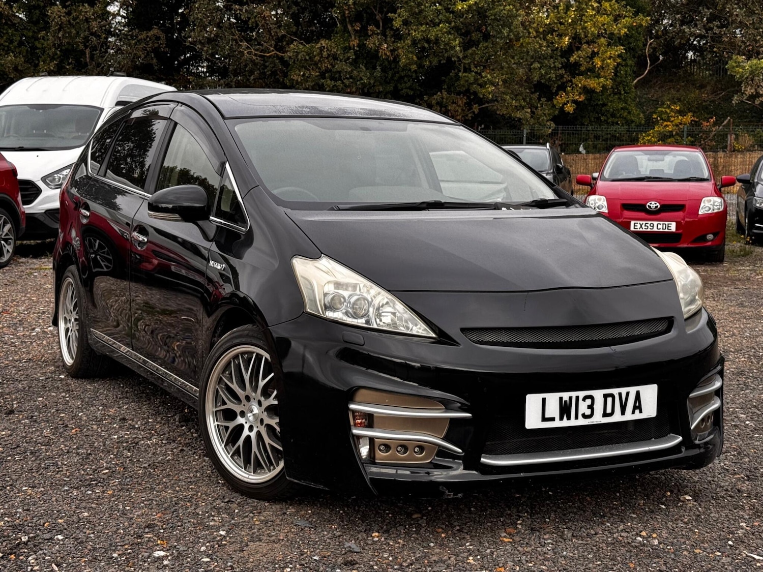 Used Toyota Prius+ 2024 for sale - 76239369: Photo 2