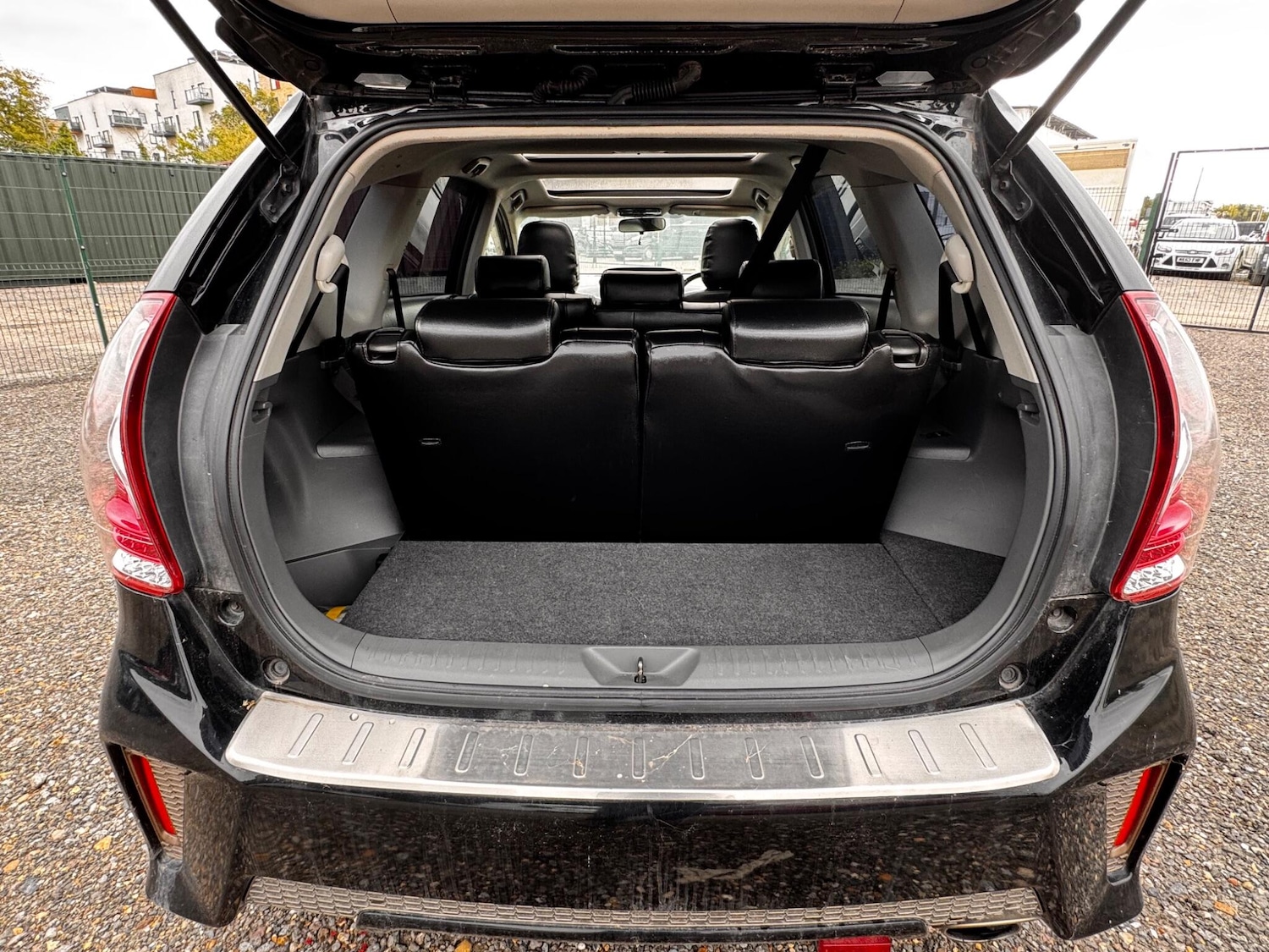 Used Toyota Prius+ 2024 for sale - 76239369: Photo 39