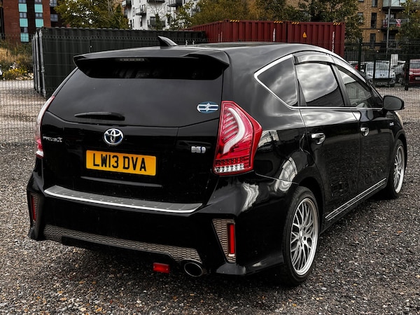 Used Toyota Prius 2024 for sale - 76239369: Photo 5
