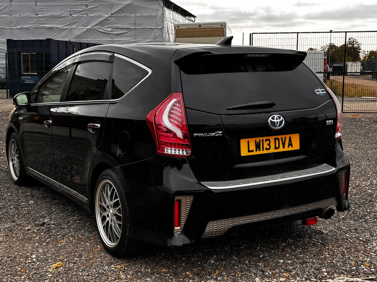 Used Toyota Prius+ 2024 for sale - 76239369: Photo 9